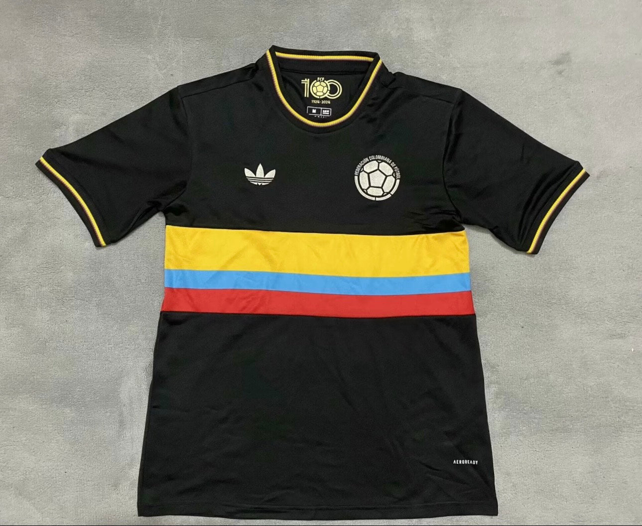 CAMISETA DE COLOMBIA