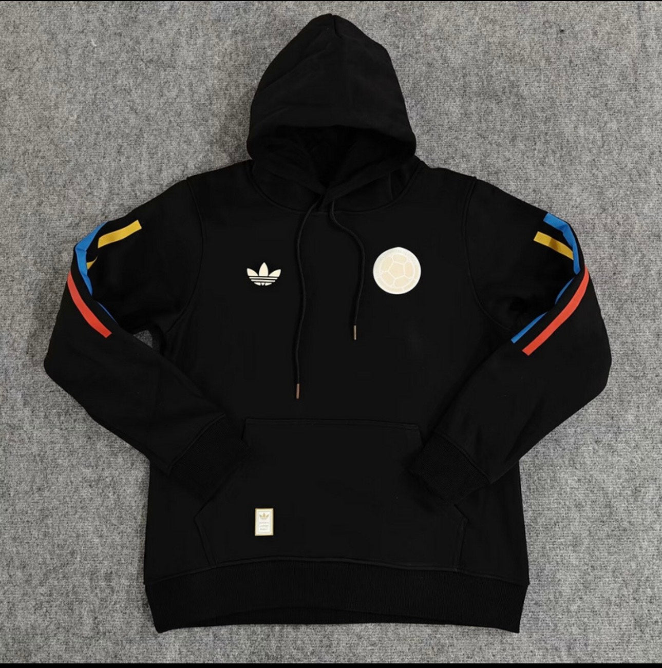 SUDADERA CON CAPUCHA DE COLOMBIA